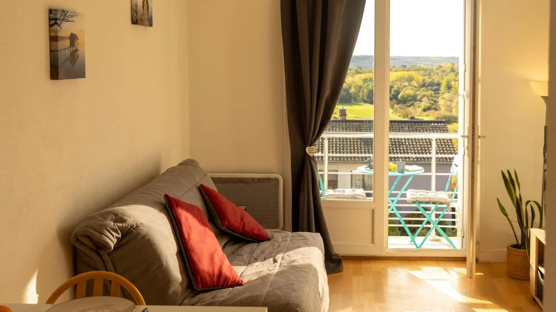 Bella Vista - Studio - Balcon - Parking Chatel-Guyon Apartment